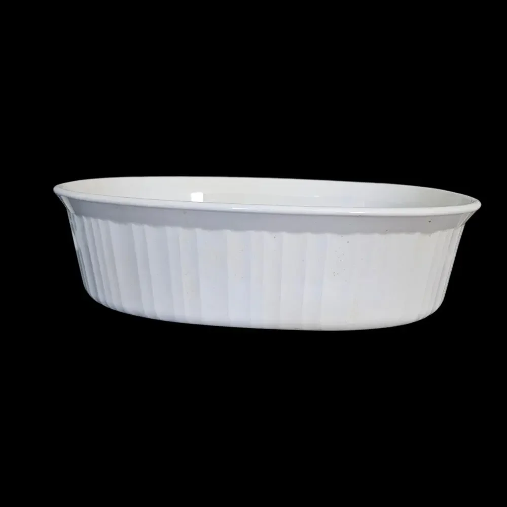 CorningWare French White F-2-B Oval Casserole Dish 2.8L Fluted Bakeware